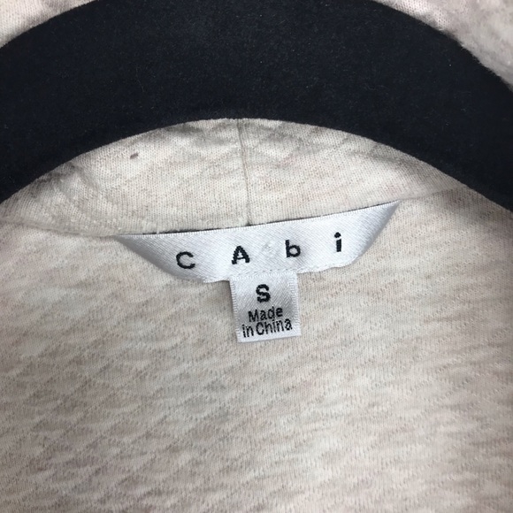 Cabi Quilted Oatmeal Asymmetrical Zip Jacket - Picture 4 of 7